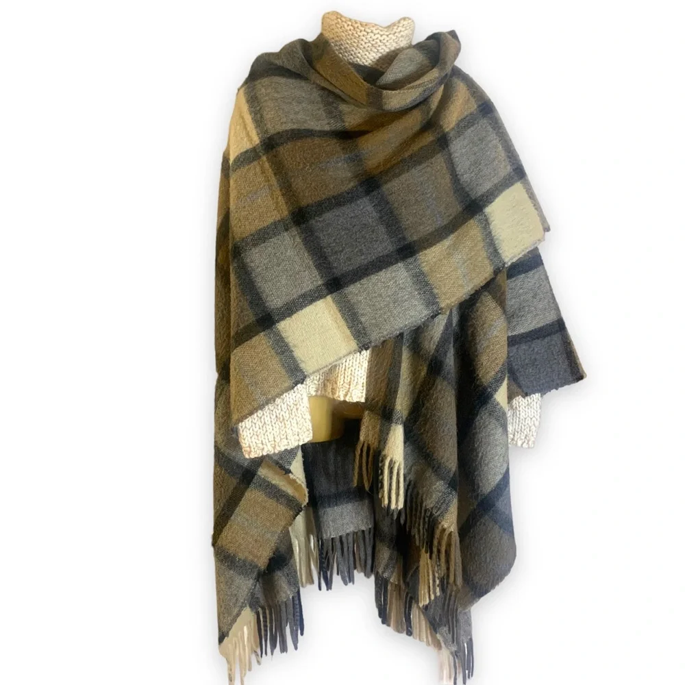 Wool Cape Blanket Scarf Wrap Poncho Gray Cream Brown large plaid w/fringe 52x62